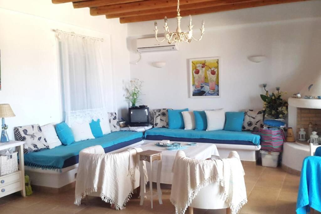 Irilena'S Guest House Faros  Exterior photo
